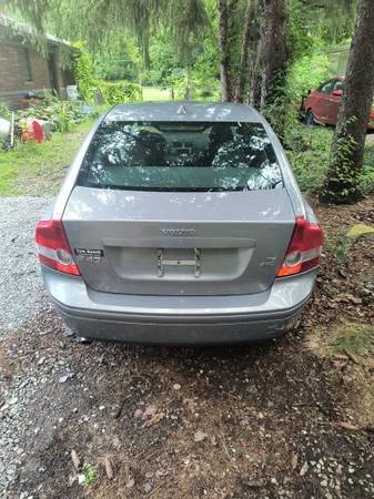 2005 Volvo V40 — photo 6