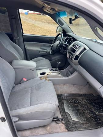 2006 Toyota Tacoma PreRunner V6 — photo 5
