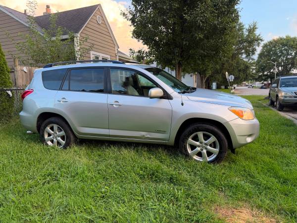 2007 Toyota Rav4 Limited 4x4 Automatic — photo 4