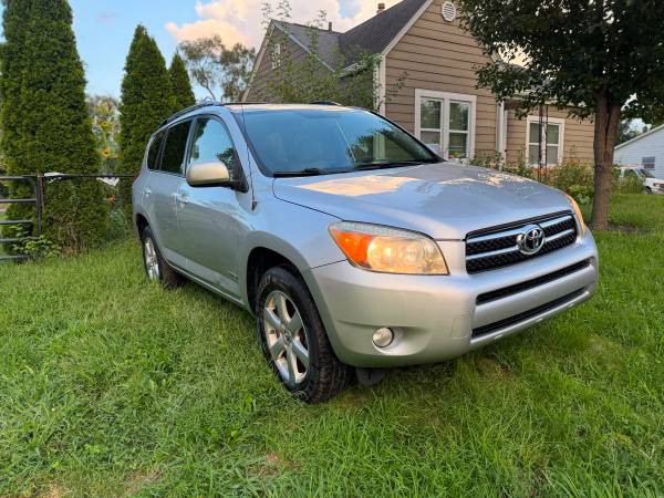 2007 Toyota Rav4 Limited 4x4 Automatic — photo 2