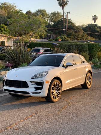 2015 Porsche Macan S 4dr All-wheel Drive Automatic — photo 3