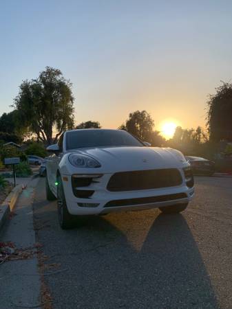 2015 Porsche Macan S 4dr All-wheel Drive Automatic — photo 5
