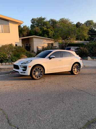 2015 Porsche Macan S 4dr All-wheel Drive Automatic — photo 2