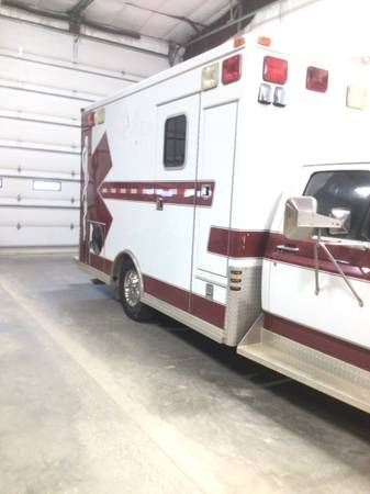 1997 Ford F450 Super — photo 2