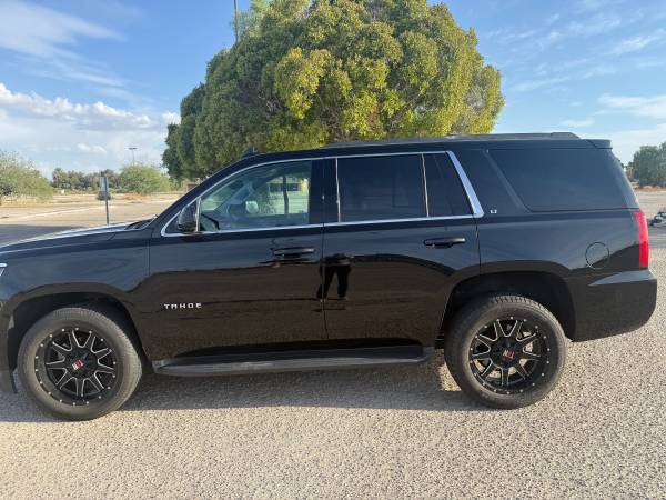 2020 Chevrolet Tahoe LT 4x4 Automatic — photo 2