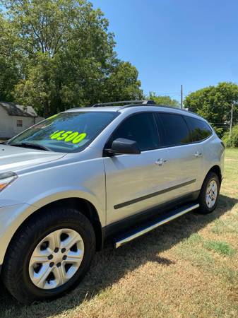 2014 Chevrolet Traverse LS All-wheel Drive Automatic — photo 2