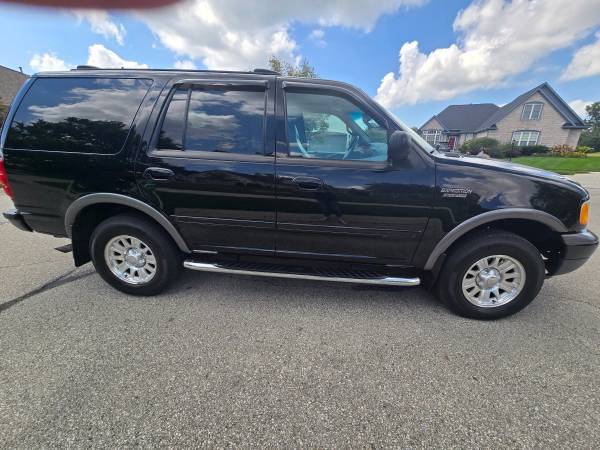 2001 Ford Expedition XLT 4dr 4x2 Automatic — photo 1