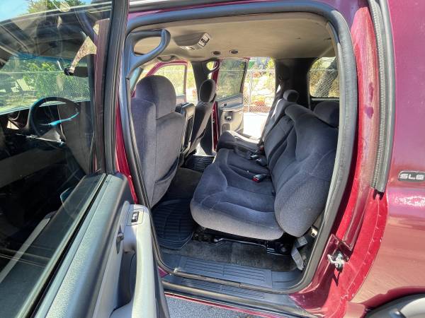 2002 GMC Yukon XL 2500 SLE 4dr 4x4 Automatic — photo 5