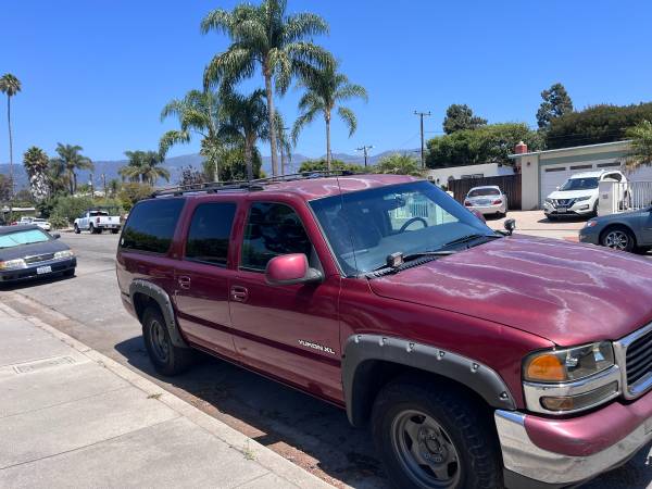 2002 GMC Yukon XL 2500 SLE 4dr 4x4 Automatic — photo 2