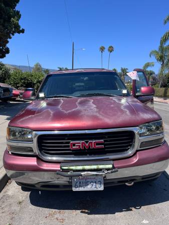 2002 GMC Yukon XL 2500 SLE 4dr 4x4 Automatic — photo 3