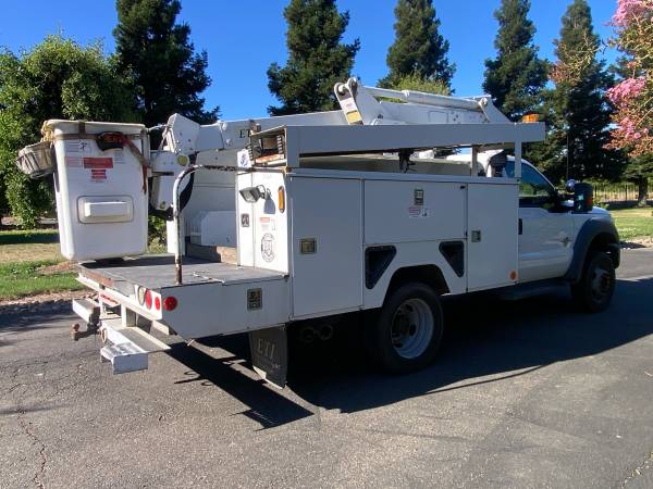 2012 Ford E 350 Super Duty XL Wagon Automatic — photo 2