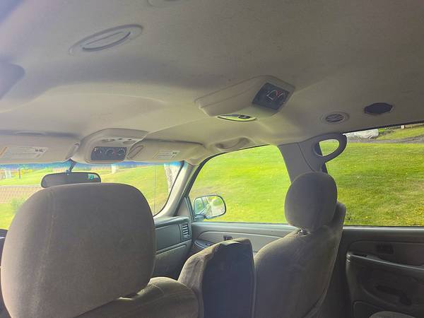 2004 Chevrolet Tahoe LT 4x2 Automatic — photo 10