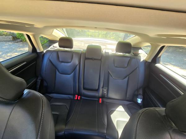 2019 Ford Fusion Energi Titanium — photo 11