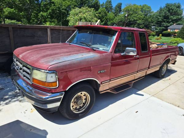 1995 Ford F 150 Base 2dr Eddie Bauer Standard Cab LB — photo 1