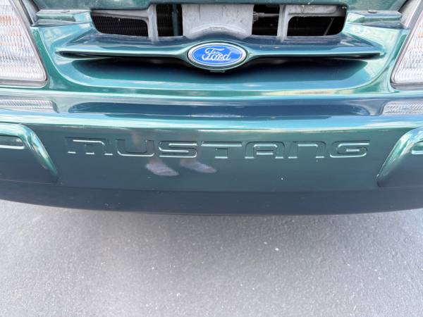 1990 Ford Mustang LX 2dr Convertible — photo 6