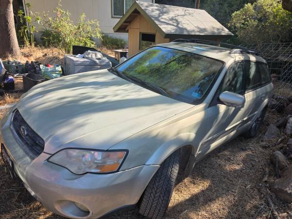 2006 Subaru Outback 3.0 R L.L. Bean Edition — photo 1
