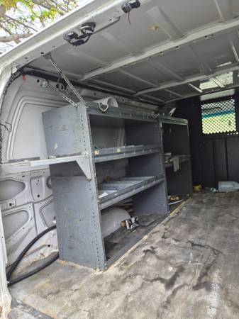 2003 Ford E 250 Commercial Cargo Van Automatic — photo 4