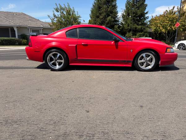 2003 Ford Mustang Mach 1 2dr Coupe Manual — photo 4