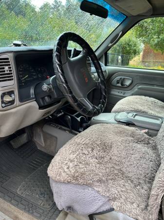 1995 GMC Sierra 2500 SL 2dr C2500 Standard Cab LB — photo 6
