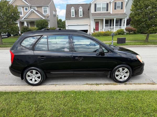 2008 KIA Rondo LX V6 4dr Wagon Automatic — photo 8