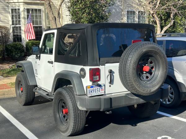 2014 Jeep Wrangler Sport 2dr 4x4 Manual — photo 2