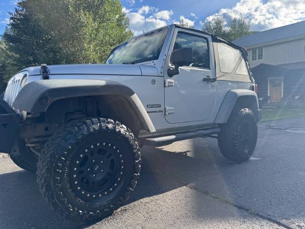 2012 Jeep Wrangler Sport — photo 2