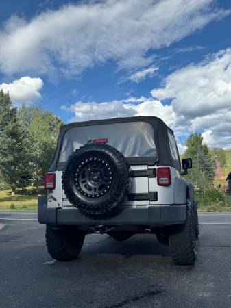 2012 Jeep Wrangler Sport — photo 10