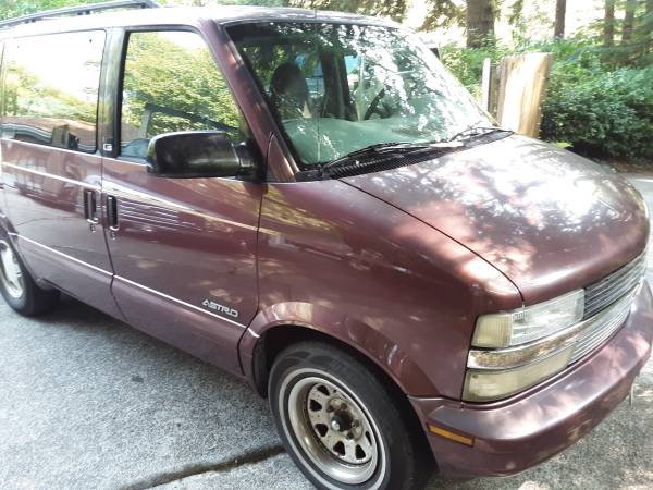 1997 Chevrolet Chevy VAN Base 3dr G2500 Cargo Van — photo 1