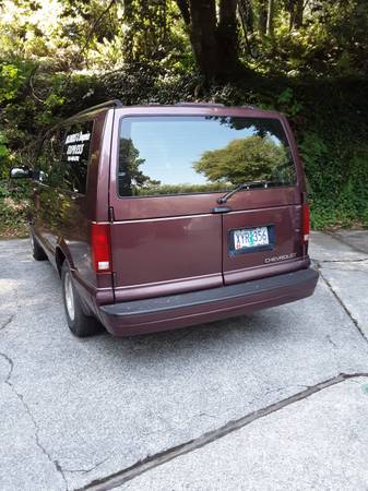 1997 Chevrolet Chevy VAN Base 3dr G2500 Cargo Van — photo 3