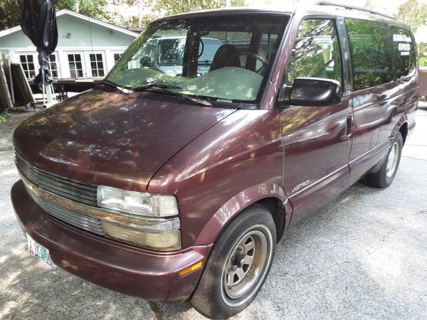 1997 Chevrolet Chevy VAN Base 3dr G2500 Cargo Van — photo 4