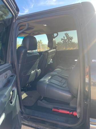 2002 GMC Sierra 1500hd SLE 4x4 Crew Cab 6.6 ft. box 153 in. WB Automatic — photo 6