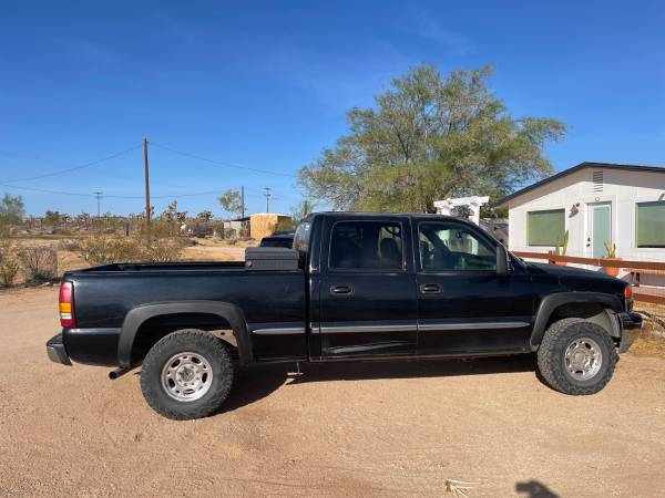 2002 GMC Sierra 1500hd SLE 4x4 Crew Cab 6.6 ft. box 153 in. WB Automatic — photo 3