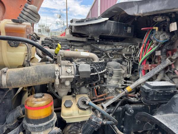 2016 Nissan Freightliner Axle — photo 6
