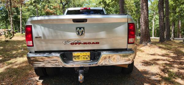 2016 RAM 3500 SLT — photo 4