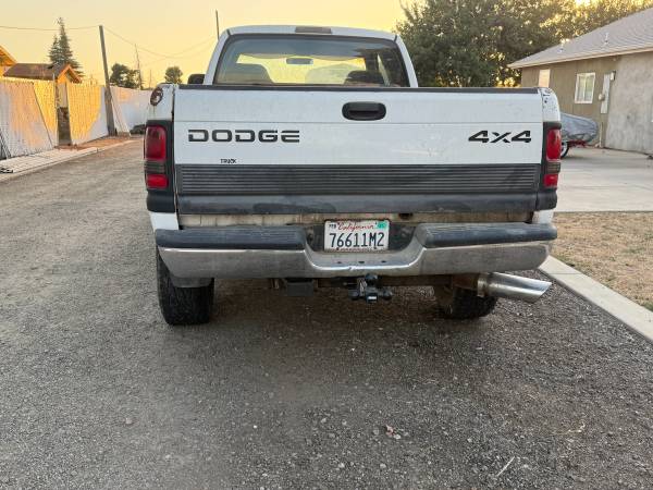 1998 Dodge RAM 2500 ST 4dr Extended Cab LB — photo 5