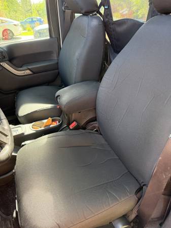 2015 Jeep Wrangler Sport 2dr 4x4 Manual — photo 8