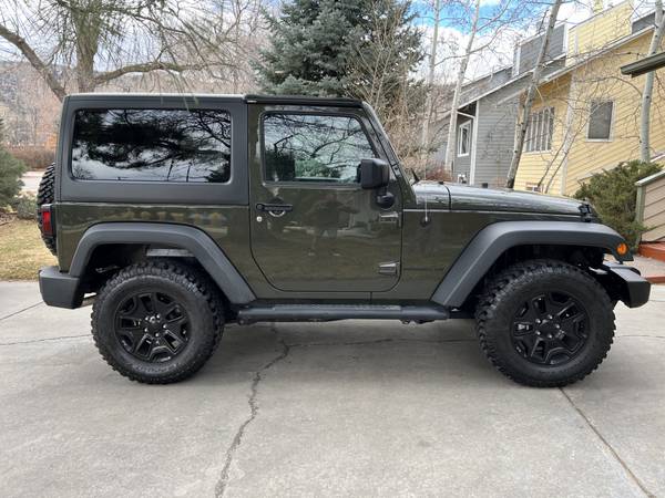 2015 Jeep Wrangler Sport 2dr 4x4 Manual — photo 2