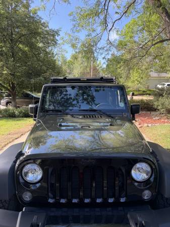 2015 Jeep Wrangler Sport 2dr 4x4 Manual — photo 3