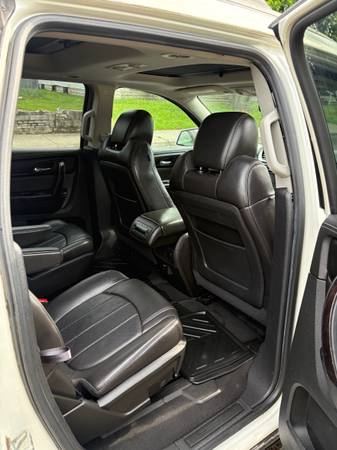 2015 Chevrolet Traverse LS All-wheel Drive Automatic — photo 7