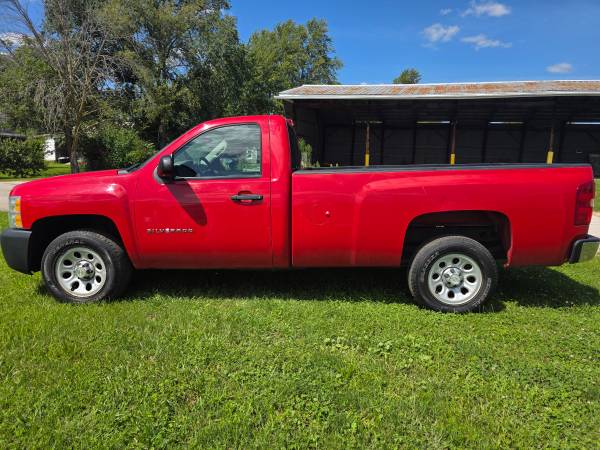 2012 Chevrolet Silverado 1500 LT 4x4 Regular Cab 8 ft. box 133 in. WB Automatic — photo 10