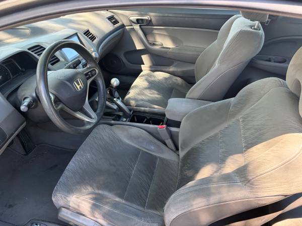 2007 Honda Civic LX 4dr Sedan Manual — photo 5