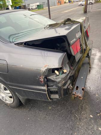 2001 Toyota Camry CE 4dr Sedan Automatic — photo 5