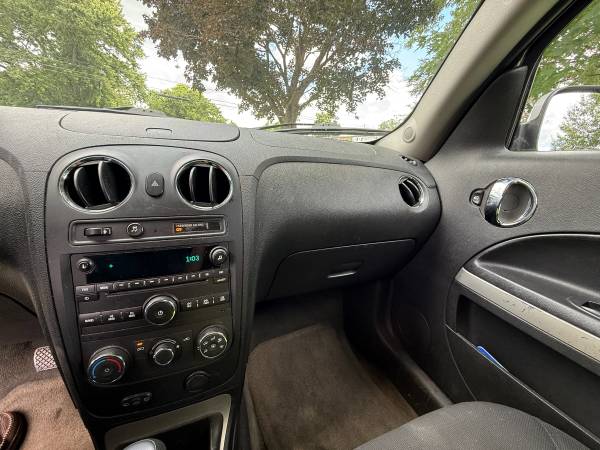 2011 Chevrolet HHR LT — photo 6