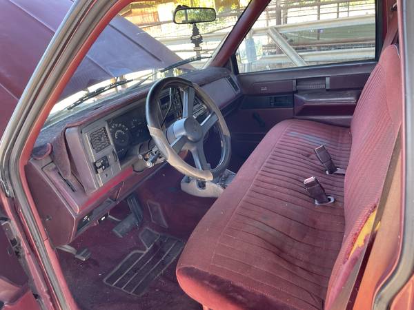1989 GMC Sierra 1500 C1500 2dr Cab SB — photo 9