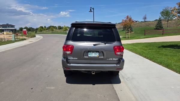 2006 Toyota Sequoia Limited V8 4x2 Automatic — photo 4