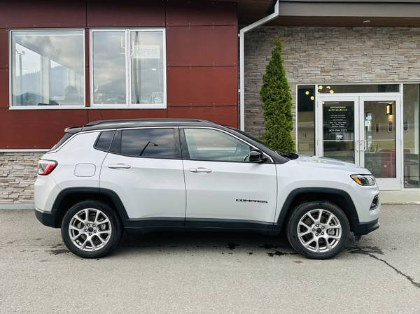 2025 Jeep Compass Limited Four Wheel Drive Automatic — photo 1