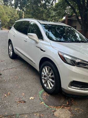 2018 Buick Enclave Base — photo 3