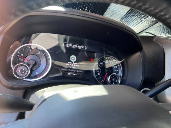 2022 RAM 2500 Big Horn — photo 10