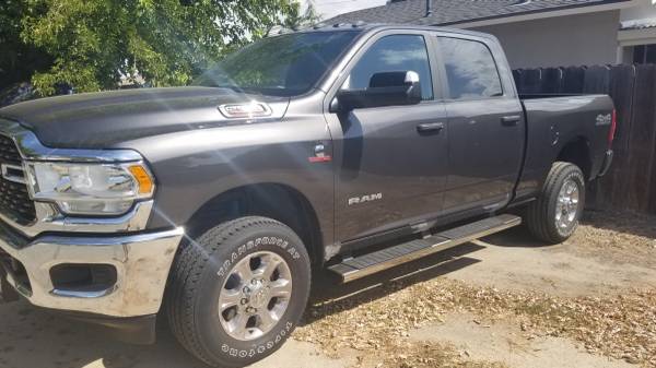 2022 RAM 2500 Big Horn — photo 2
