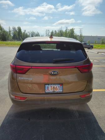 2017 KIA Sportage LX 4dr All-wheel Drive Automatic — photo 4